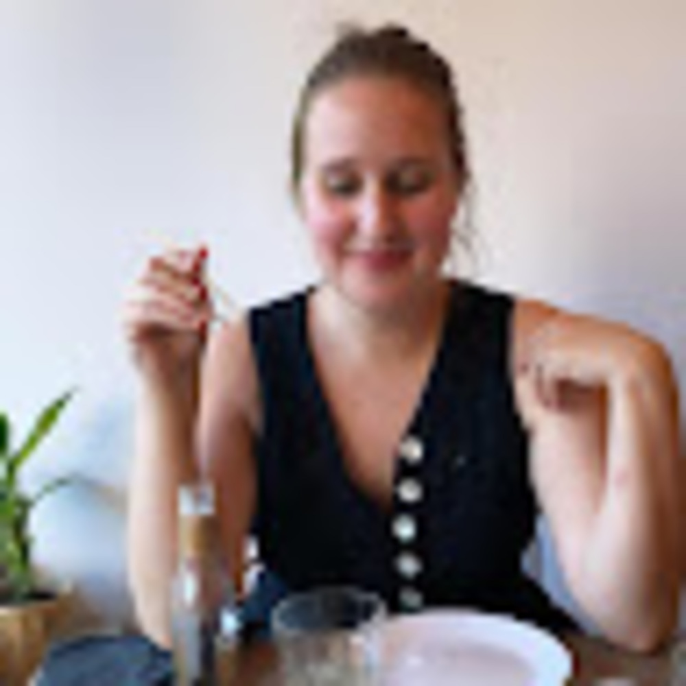 Meet your Posher, Clara